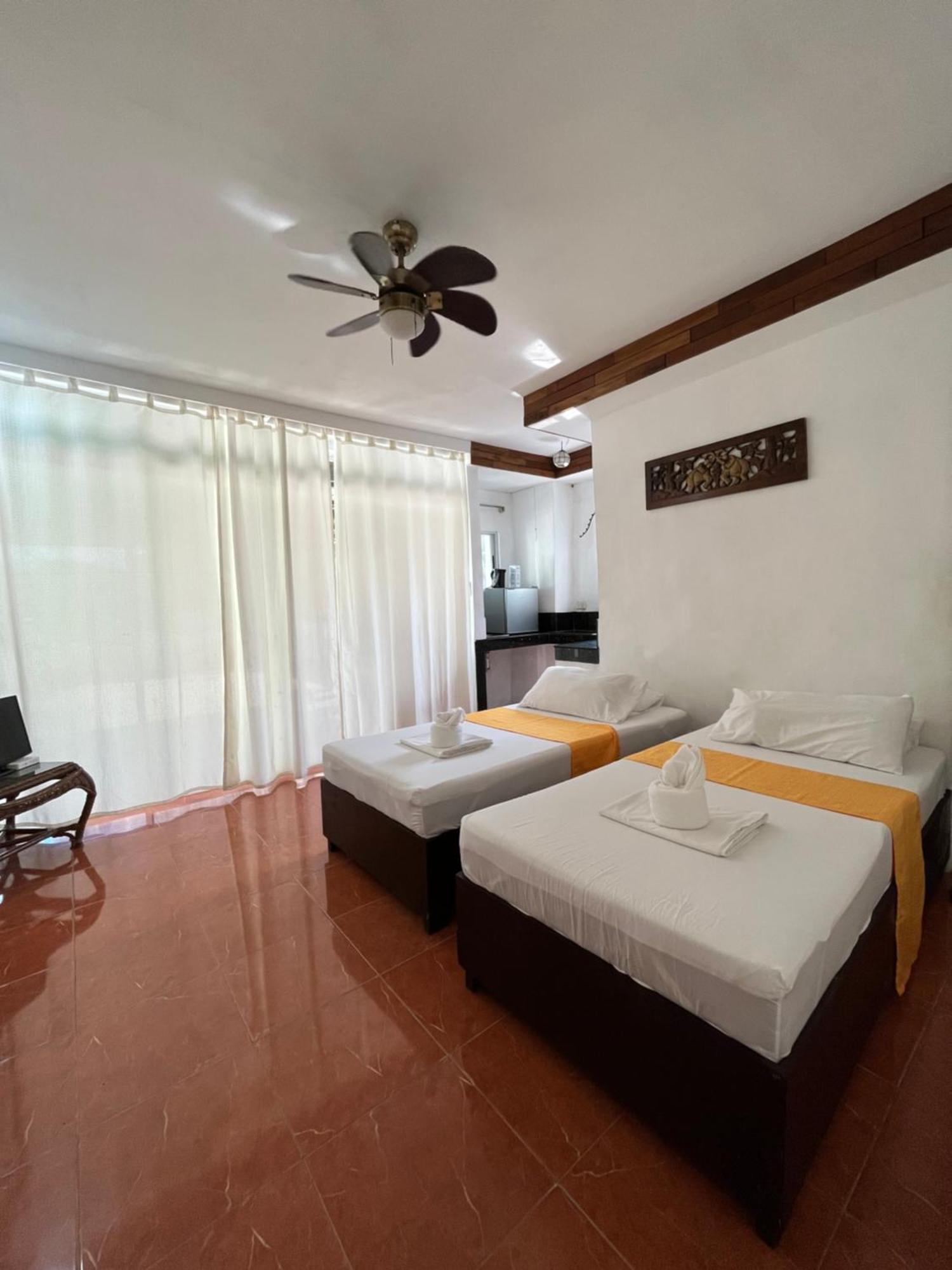 Boracay Ocean Bay Hotel Balabag  Kültér fotó